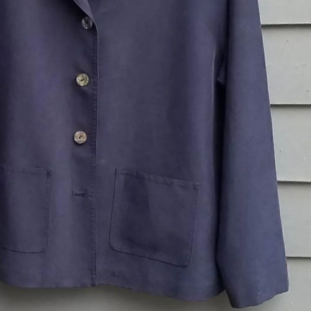 Talbots Navy 3 Button Blazer Size Medium - Picture 8 of 8